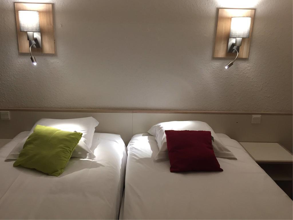 Arcantis Hotel Les Archers Cholet Exterior foto