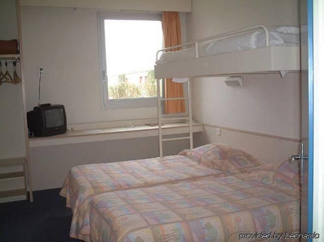 Arcantis Hotel Les Archers Cholet Exterior foto